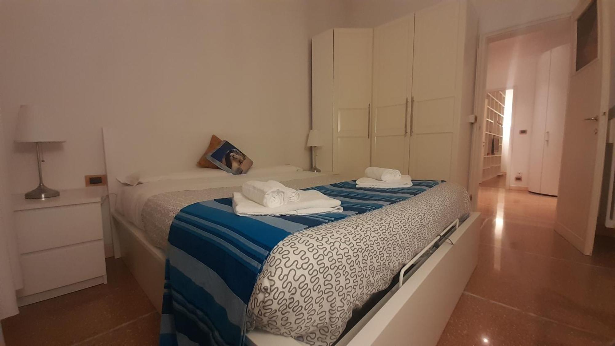 Azeglio Smart Apartment - Twa Bologna Luaran gambar